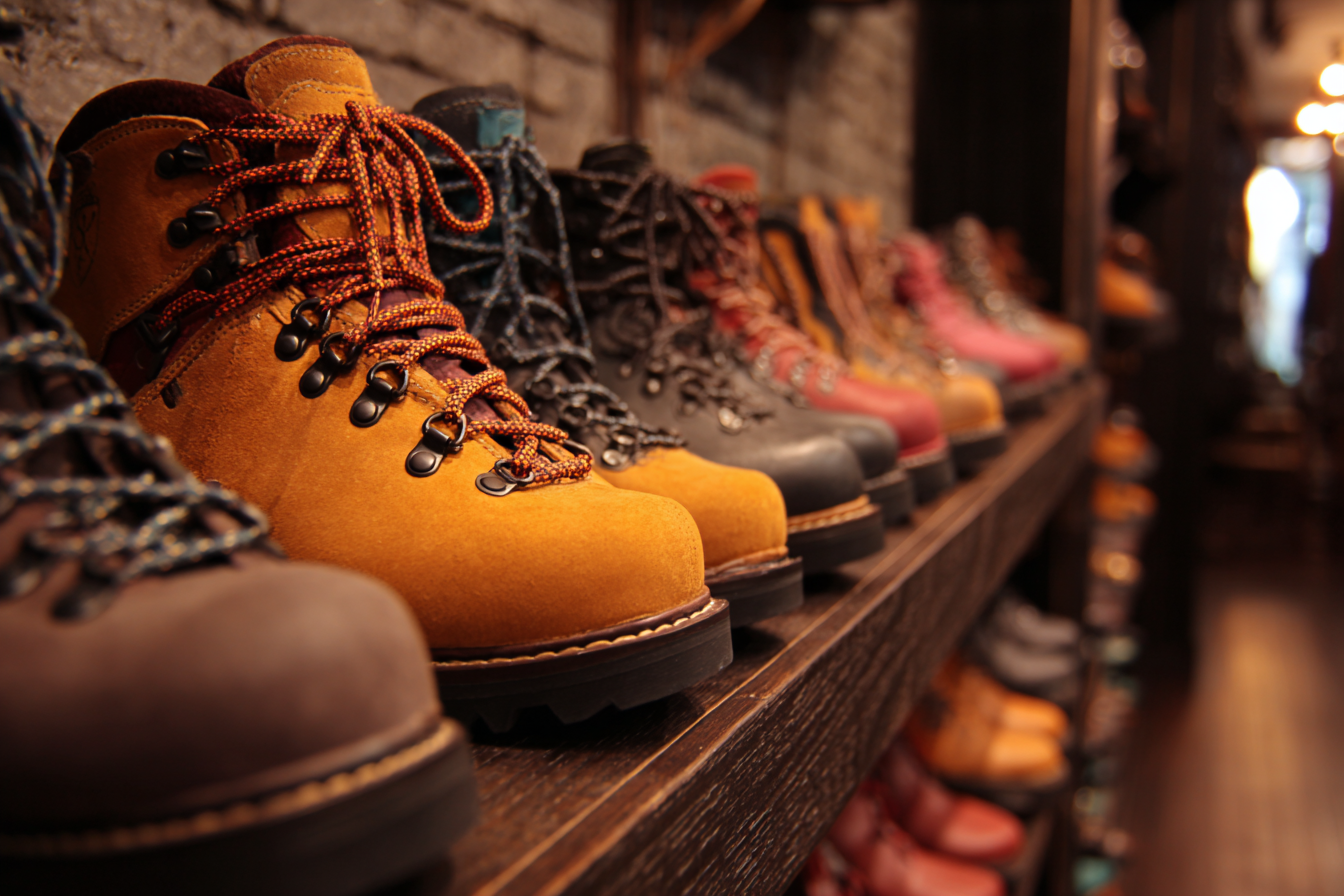 登山靴（トレッキングシューズ）